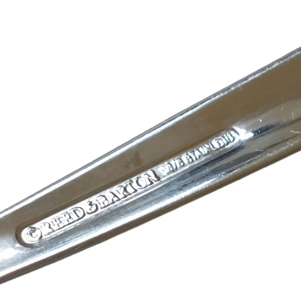 Reed & Barton Durham Butter Knife Stainless Everyday Glossy Silverware Flatware.